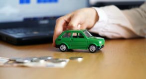 НБКИ: Объем автокредитов, выданных в апреле, снизился на 49%